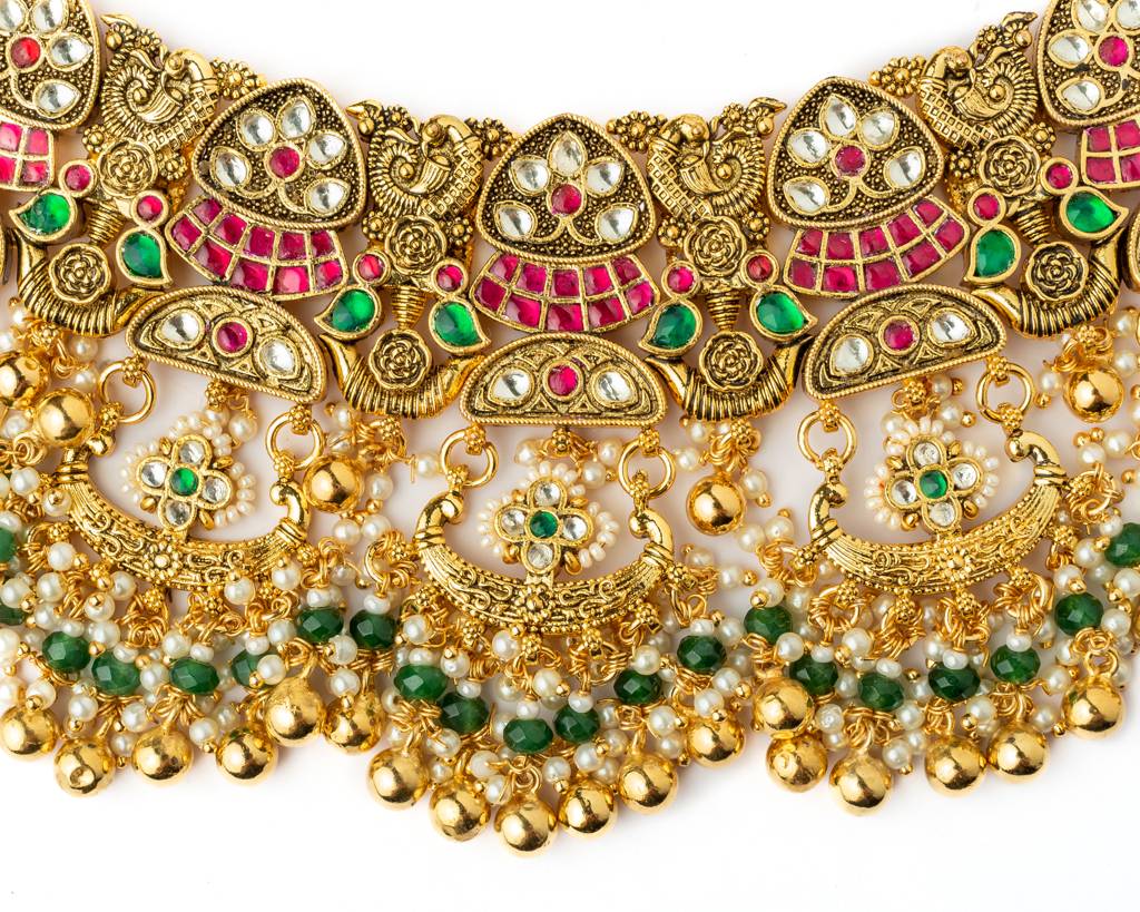 Vivinia By Vidhi Mehra Gold Plated Multicolored Womens Kundan, Polki Necklace Set With Pair Of Earrings-Vn1020 : VN1020