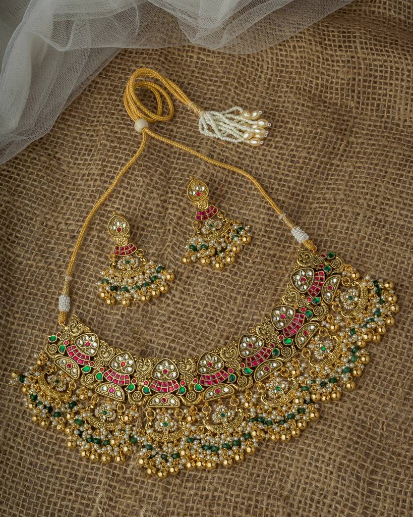 Vivinia By Vidhi Mehra Gold Plated Multicolored Womens Kundan, Polki Necklace Set With Pair Of Earrings-Vn1020 : VN1020