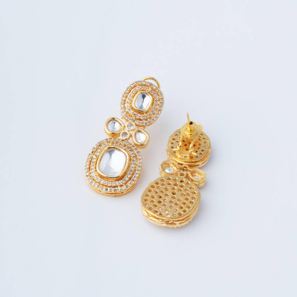 White-Finished Zircon Necklace. : VN103