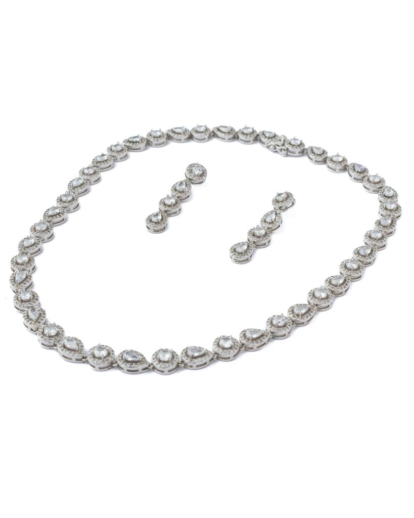 Vivinia By Vidhi Mehra Silver Plated Womens Short Necklace Set With Pair Of Earrings-Vn1044 : VN1044