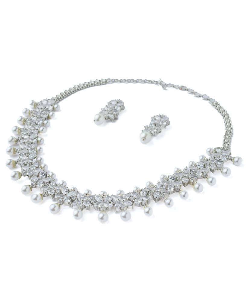 Vivinia By Vidhi Mehra Silver Plated Womens Short Necklace Set With Pair Of Earrings-Vn1047 : VN1047