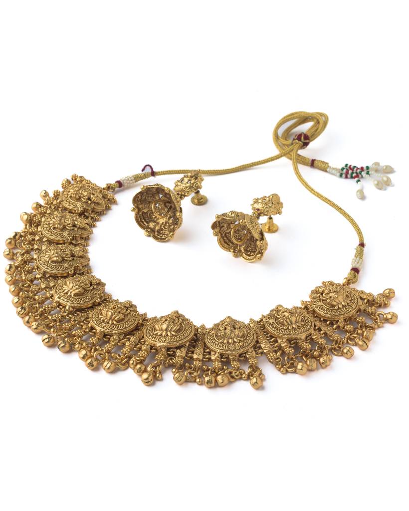 Vivinia By Vidhi Mehra Gold Plated Womens Choker Necklace Set With Pair Of Earrings-Vn1053 : VN1053
