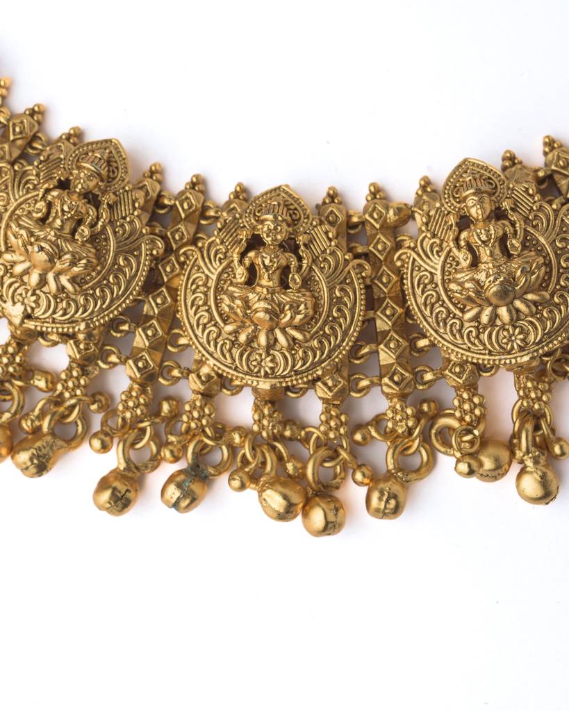 Vivinia By Vidhi Mehra Gold Plated Womens Choker Necklace Set With Pair Of Earrings-Vn1053 : VN1053