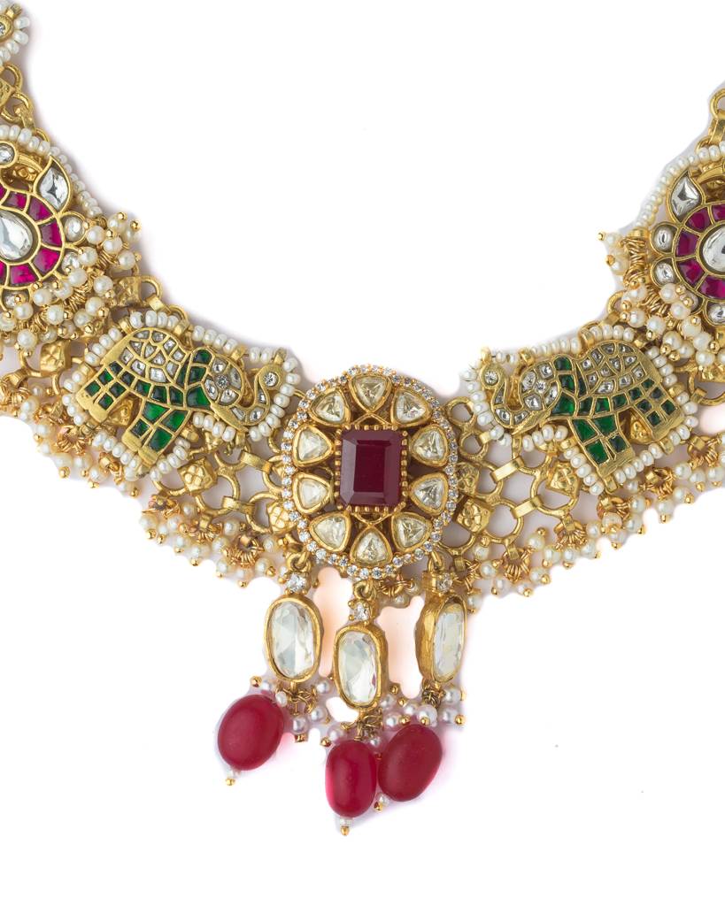 Vivinia By Vidhi Mehra Gold Plated Multicolored Womens Short Necklace Set-Vn1067 : VN1067