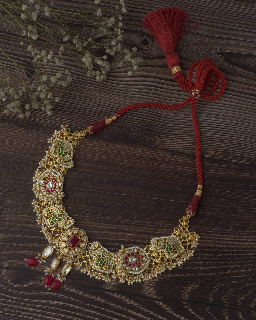 Vivinia By Vidhi Mehra Gold Plated Multicolored Womens Short Necklace Set-Vn1067 : VN1067