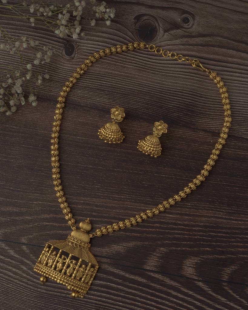 Vivinia By Vidhi Mehra Gold Plated Womens Long Necklace Set With Pair Of Earrings-Vn113 : VN113