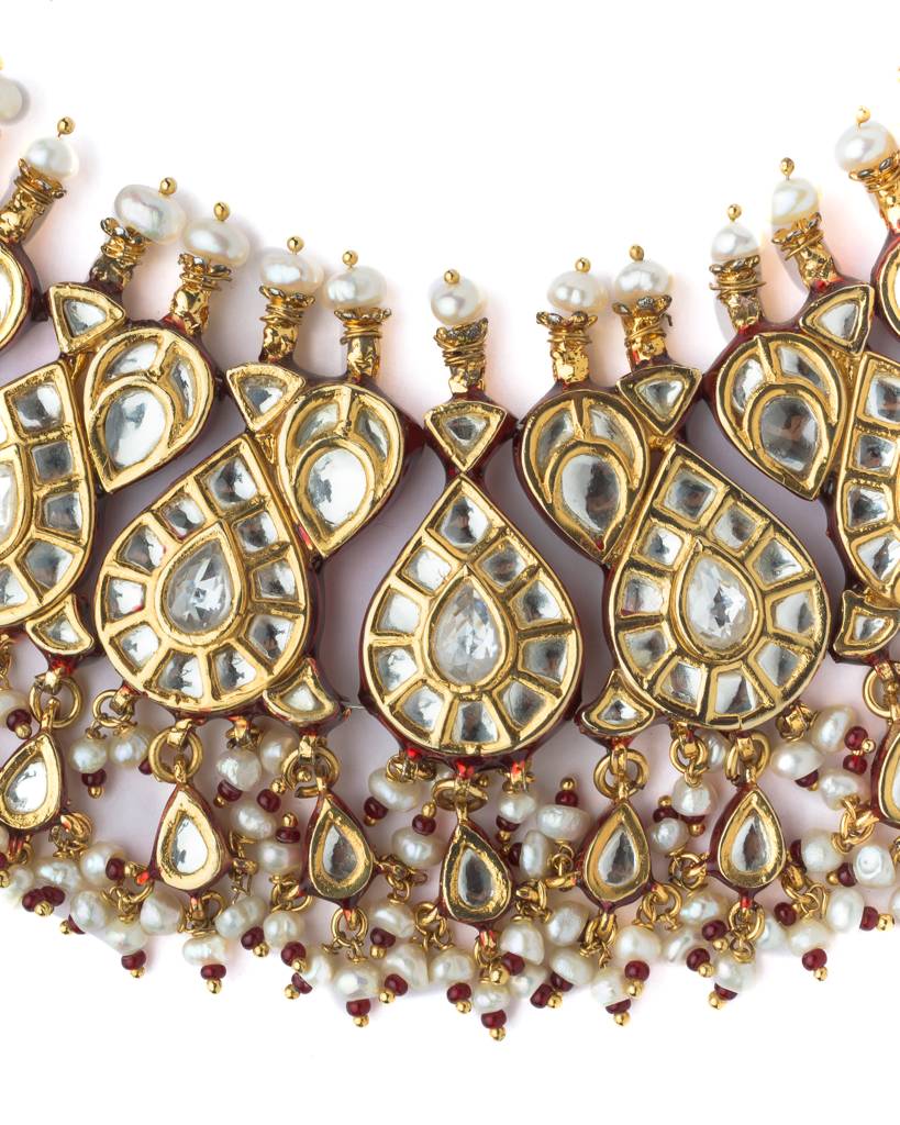 Vivinia By Vidhi Mehra Gold Plated Womens Choker Necklace Set-Vn181 : VN181