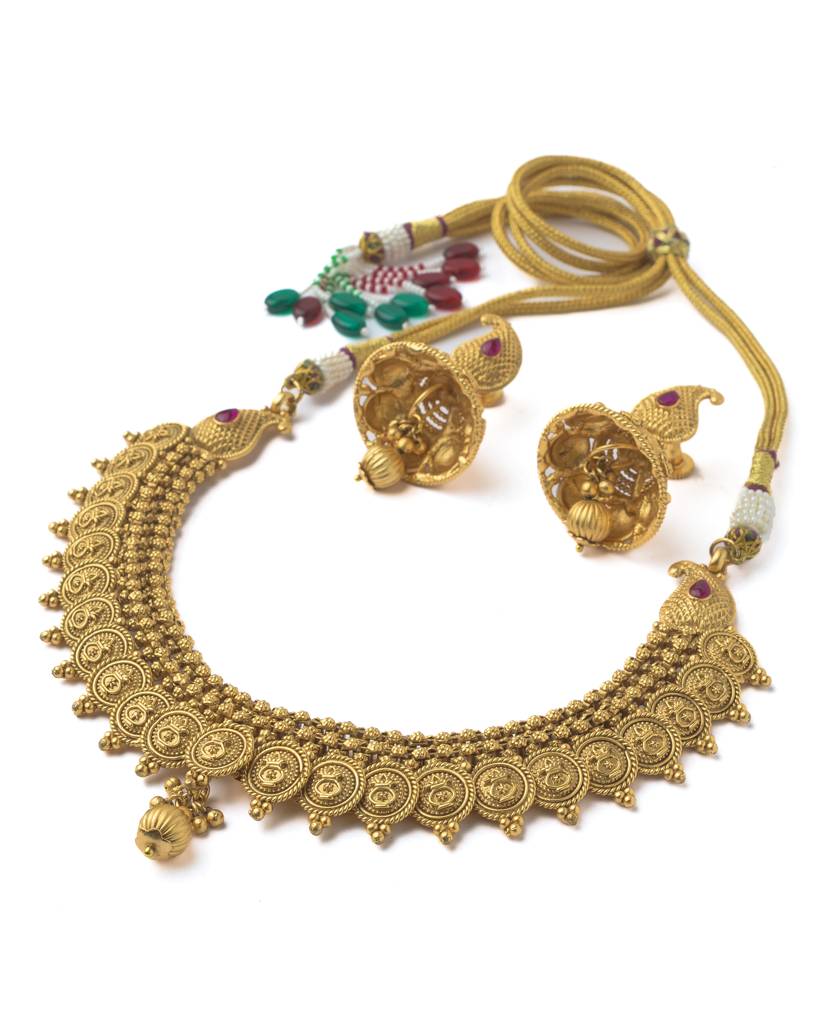 Vivinia By Vidhi Mehra Gold Plated Red Womens Choker Necklace Set With Pair Of Earrings-Vn300 : VN300