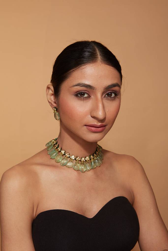 Rhodium Plated Pearls & Beads Choker Necklace & Dangle Earrings Set : VN400
