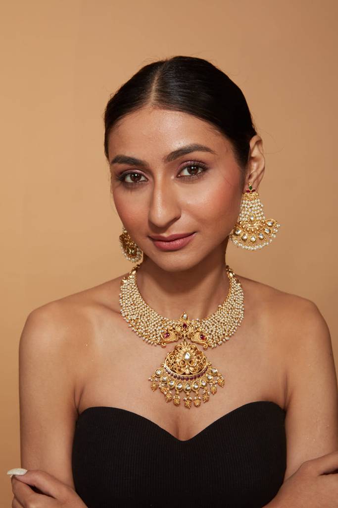 Gold Plated Beads Studded Temple Choker Necklace & Drop Earrings Set : VN401