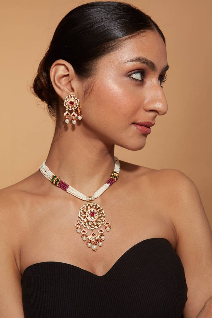 Gold Plated Kundan Studded With Beads Necklace & Earrings Set : VN409