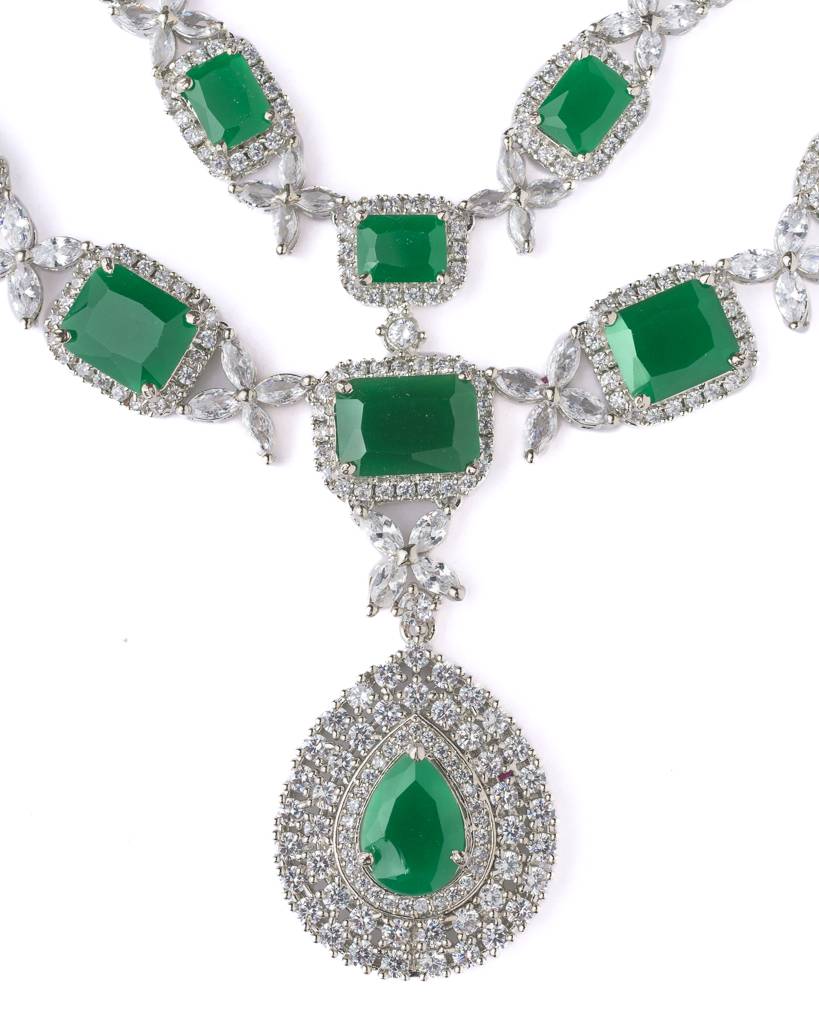 Vivinia By Vidhi Mehra Silver Plated Green Womens Short Necklace Set With Pair Of Earrings-Vn584 : VN584