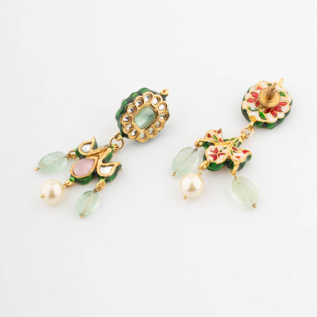 Meenakari Kundan Enamelled Choker Necklace Set With Maangtika : VN712