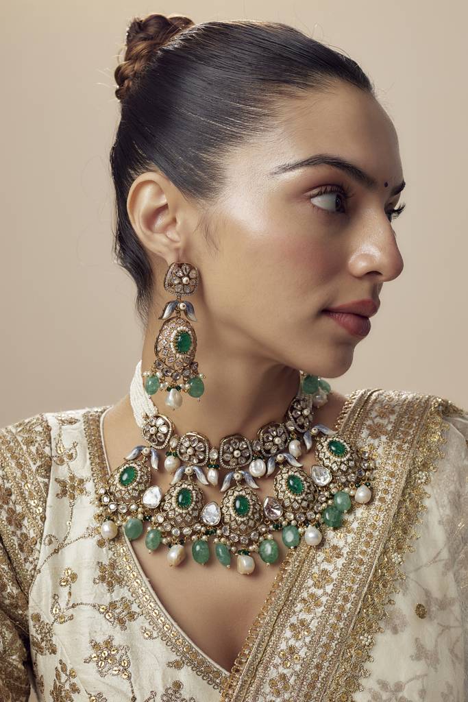 Vivinia By Vidhi Mehra Florence Gold Plated Green Womens Kundan, Polki Short Necklace Set With Pair Of Earrings -Vn812 : VN812