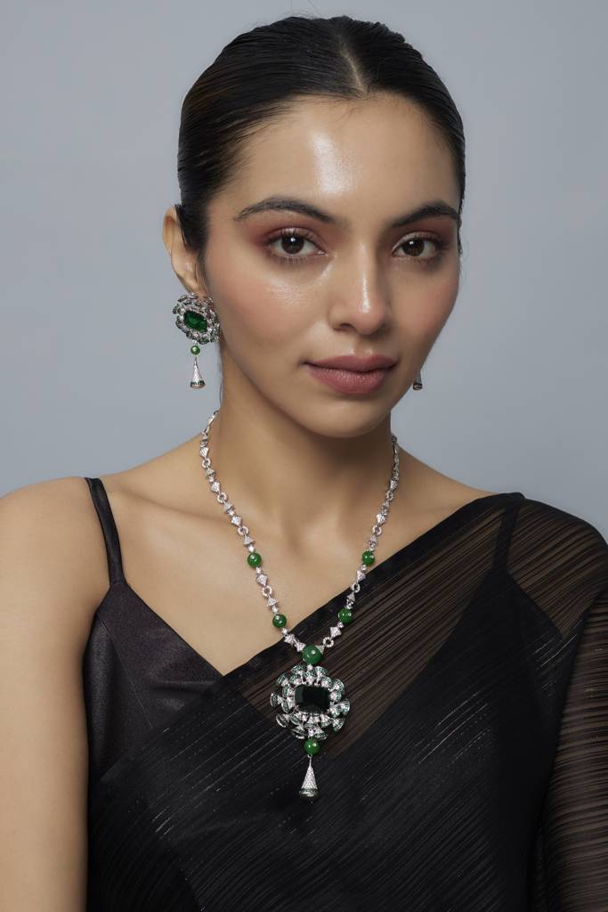 Vivinia By Vidhi Mehra Zia Silver Plated Green Womens Zircon Long Necklace Set With Pair Of Earrings -Vn814 : VN814