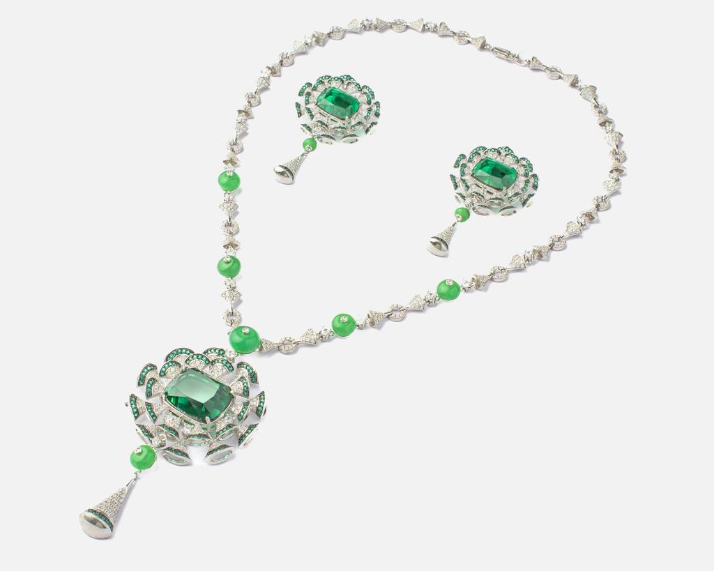 Vivinia By Vidhi Mehra Zia Silver Plated Green Womens Zircon Long Necklace Set With Pair Of Earrings -Vn814 : VN814