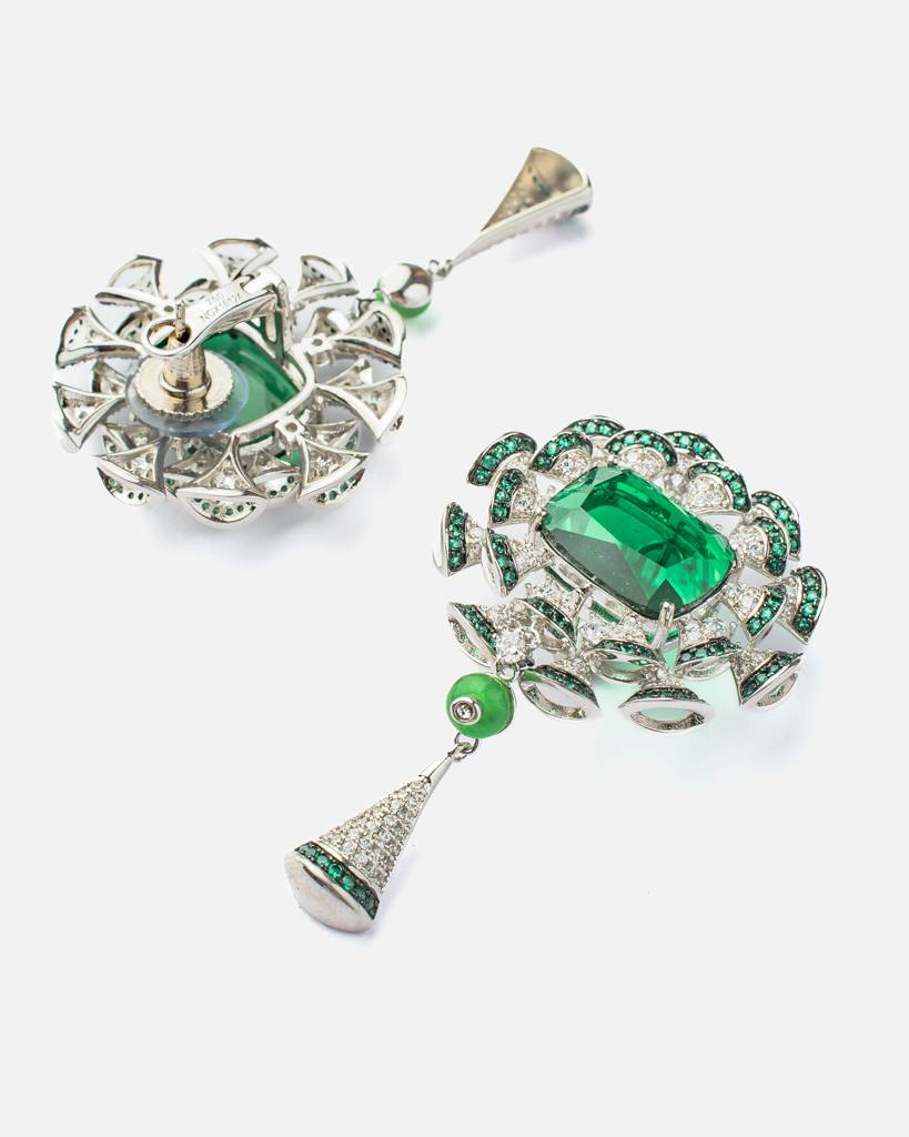 Vivinia By Vidhi Mehra Zia Silver Plated Green Womens Zircon Long Necklace Set With Pair Of Earrings -Vn814 : VN814