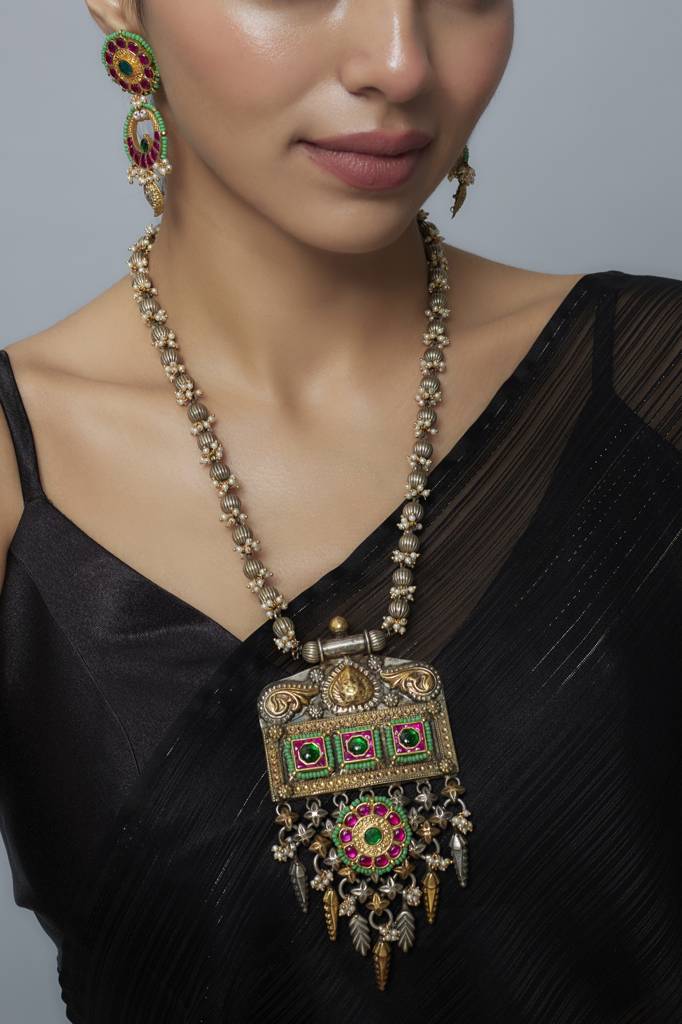Vivinia By Vidhi Mehra Morpankh Silver Plated Multi Womens Kundan, Polki Long Necklace Set With Pair Of Earrings -Vn826 : VN826