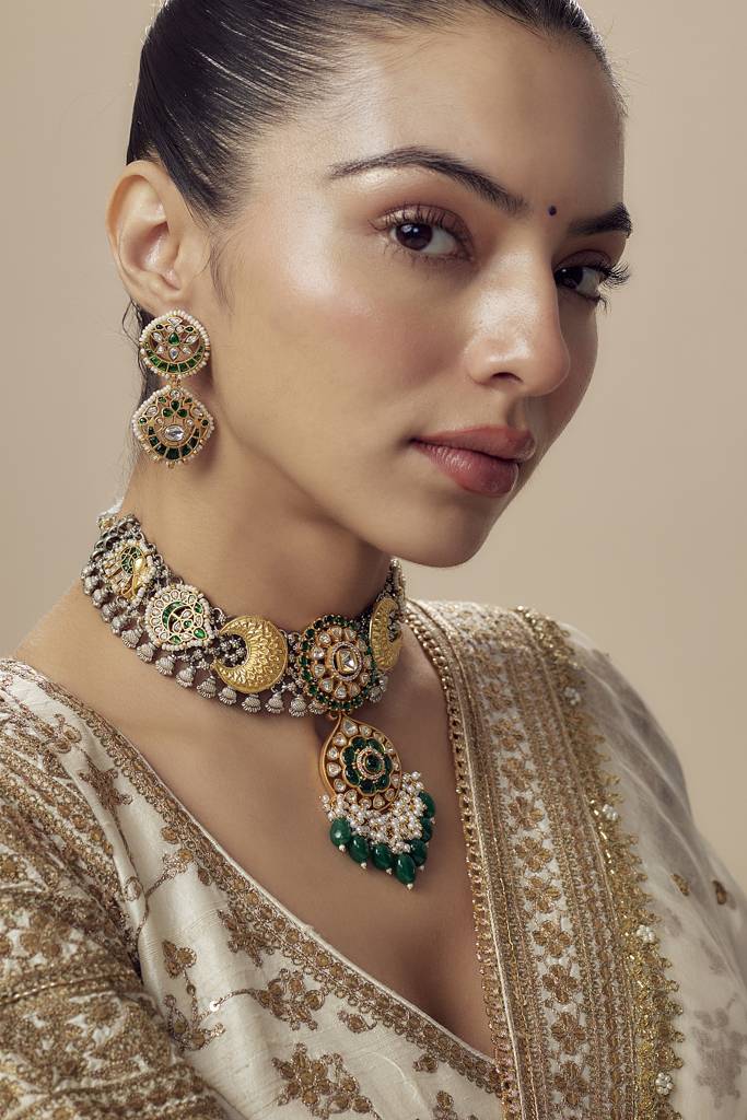 Vivinia By Vidhi Mehra Morpankh Gold Plated Green Womens Kundan, Polki Short Necklace Set With Pair Of Earrings -Vn838 : VN838