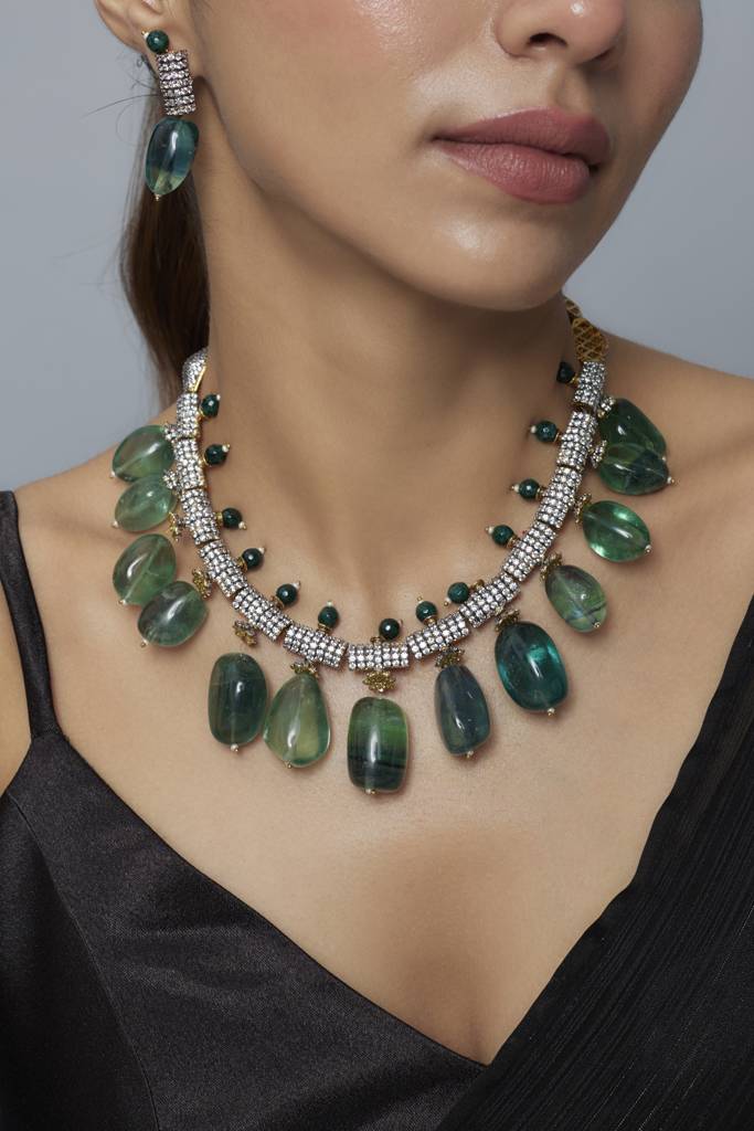 Vivinia By Vidhi Mehra Florence Green Womens Zircon Short Necklace Set With Pair Of Earrings -Vn842 : VN842