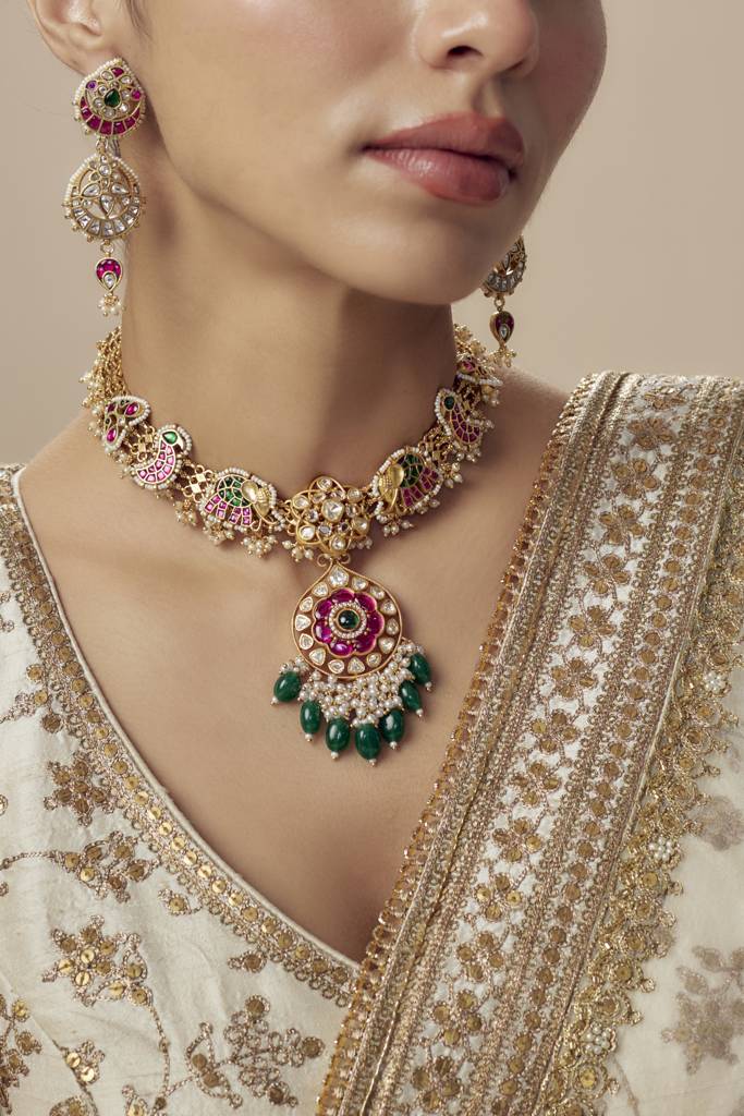 Vivinia By Vidhi Mehra Morpankh Gold Plated Multi Womens Kundan, Polki Short Necklace Set With Pair Of Earrings -Vn843 : VN843