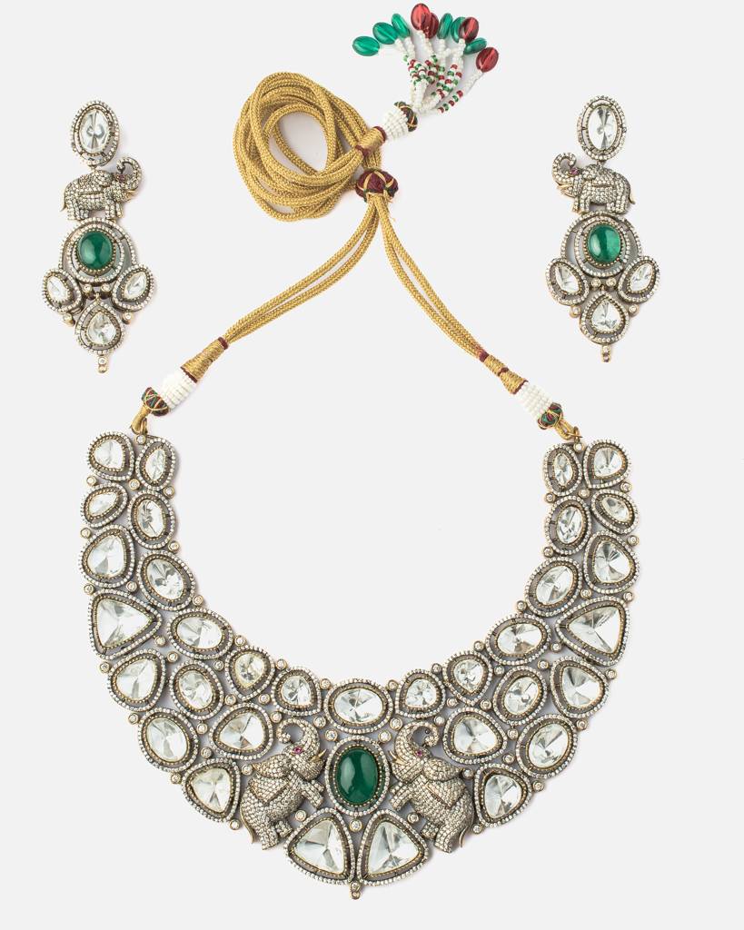 Vivinia By Vidhi Mehra Florence Gold Plated Whitewomens Kundan, Polki Short Necklace Set With Pair Of Earrings -Vn851 : VN851