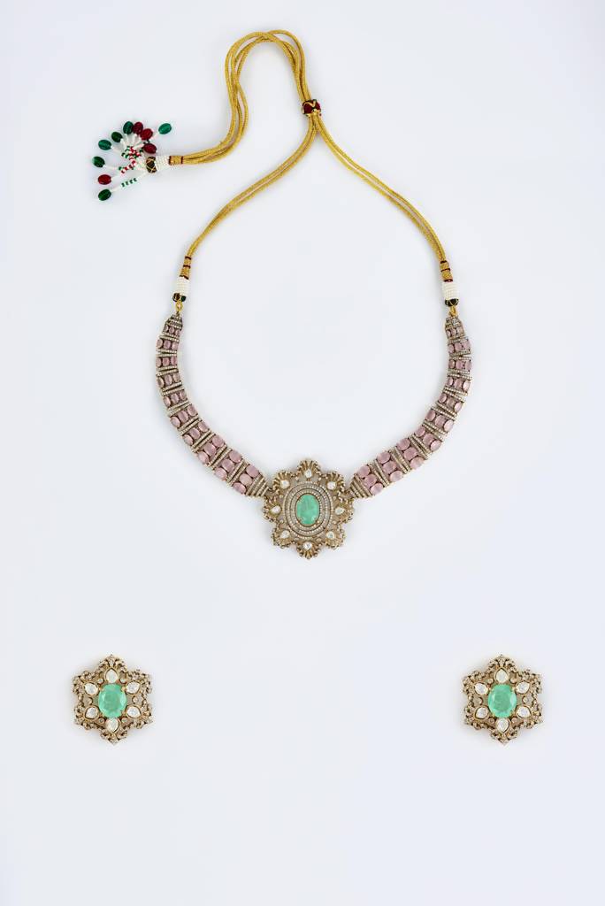 Vivinia By Vidhi Mehra Florence Gold Plated Green Womens Kundan, Polki Short Necklace Set With Pair Of Earrings -Vn859 : VN859