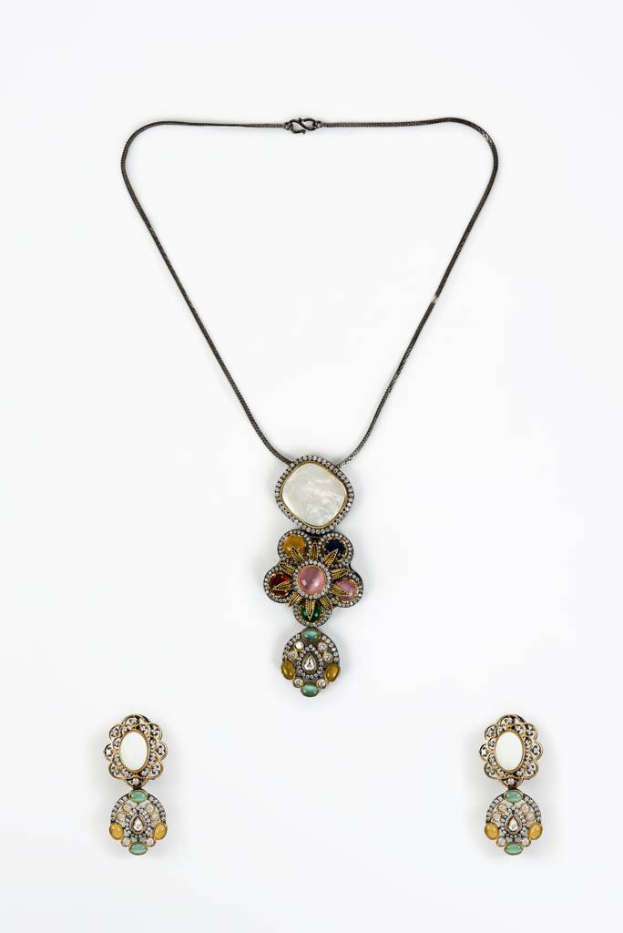 Vivinia By Vidhi Mehra Florence Silver Plated Multi Kundan, Polki Womens Long Necklace Set With Pair Of Earrings -Vn883 : VN883