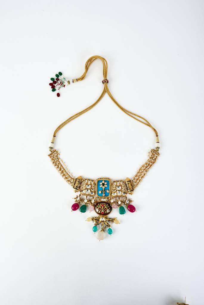 Vivinia By Vidhi Mehra Saadgi Gold Plated Multicolored Kundan, Polki Womens Choker Necklace Set With Pair Of Earrings  : VN884
