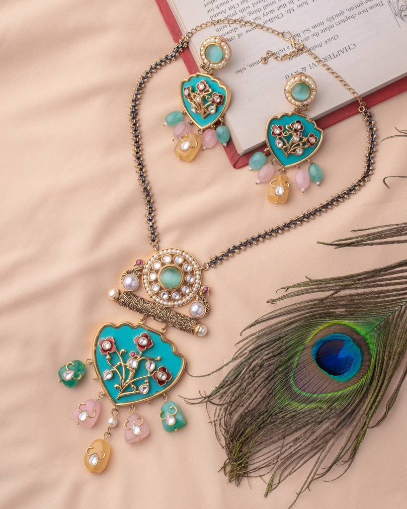 Vivinia By Vidhi Mehra Saadgi Gold Plated Green Kundan, Polki Womens Long Necklace Set With Pair Of Earrings -Vn885 : VN885
