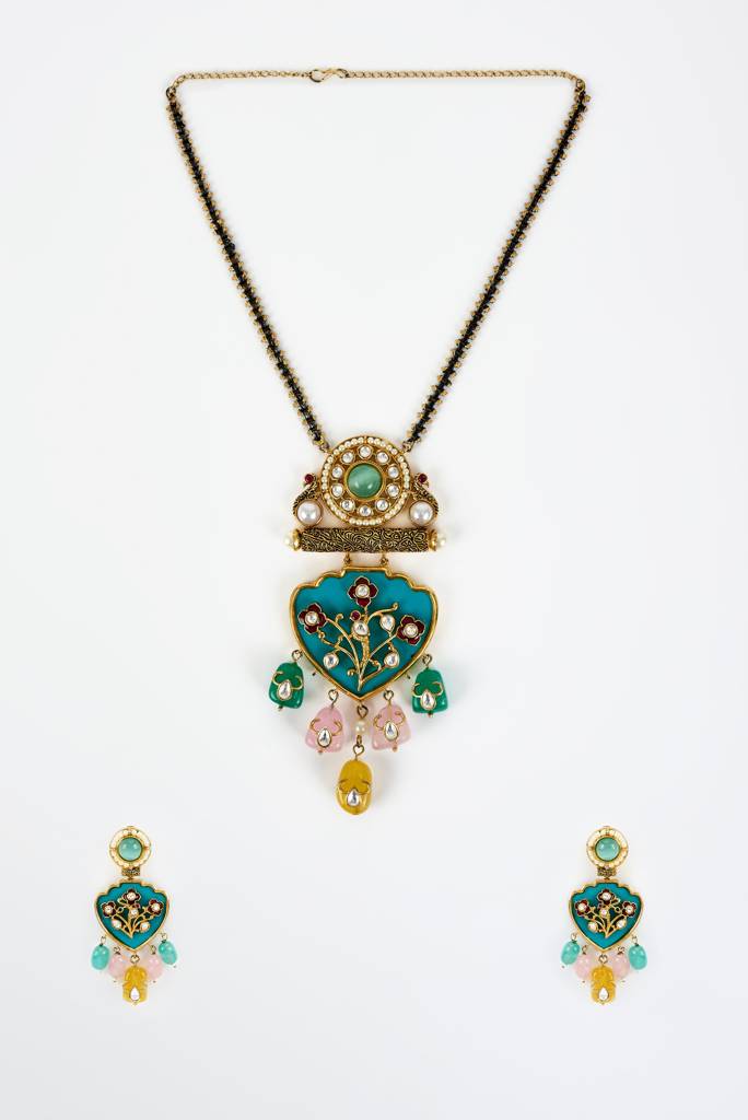Vivinia By Vidhi Mehra Saadgi Gold Plated Green Kundan, Polki Womens Long Necklace Set With Pair Of Earrings -Vn885 : VN885