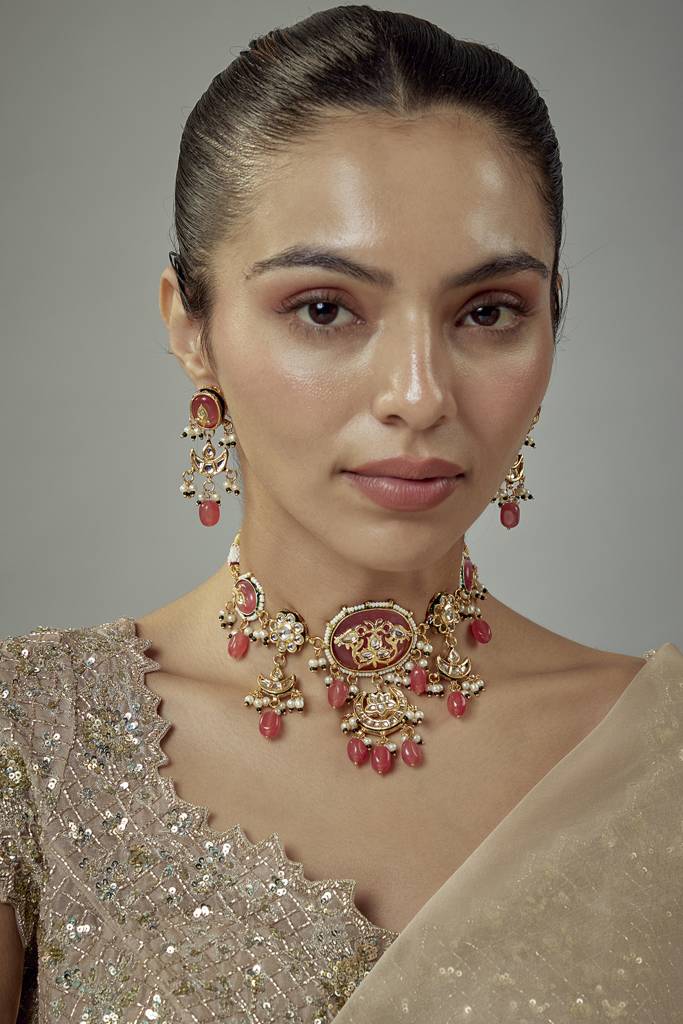 Vivinia By Vidhi Mehra Saadgi Gold Plated Pink Kundan, Polki Womens Choker Necklace Set With Pair Of Earrings -Vn888 : VN888