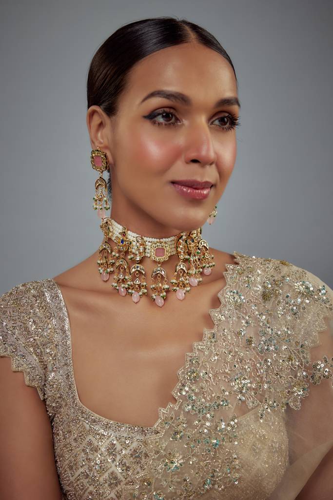 Vivinia By Vidhi Mehra Saadgi Gold Plated Pink Kundan, Polki Womens Choker Necklace Set With Pair Of Earrings (Freesiz : VN889