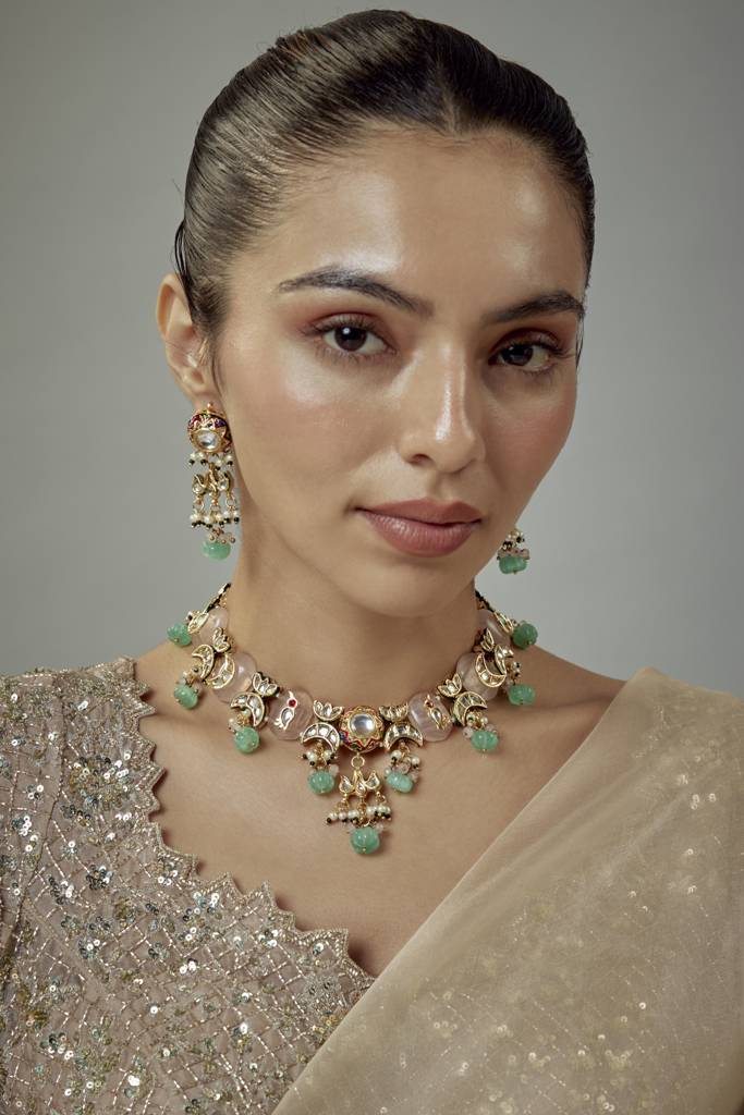 Vivinia By Vidhi Mehra Saadgi Gold Plated Green Kundan, Polki Womens Short Necklace Set With Pair Of Earrings -Vn890 : VN890