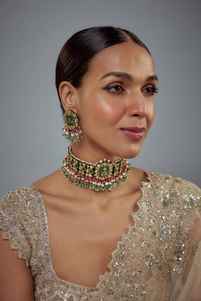 Vivinia By Vidhi Mehra Saadgi Gold Plated Green Kundan, Polki Womens Choker Necklace Set With Pair Of Earrings (Freesi : VN902