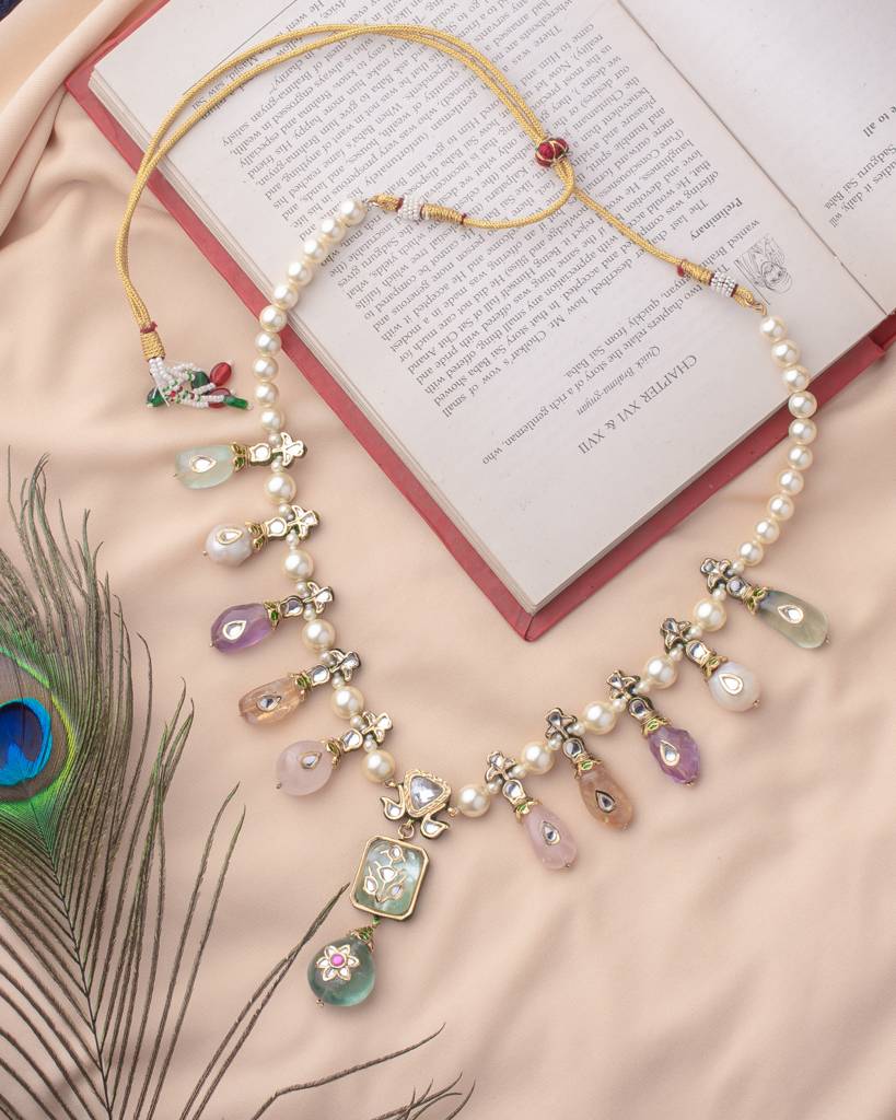 Vivinia By Vidhi Mehra Florence Multi Womens Beaded Short Necklace Set -Vn907 : VN907