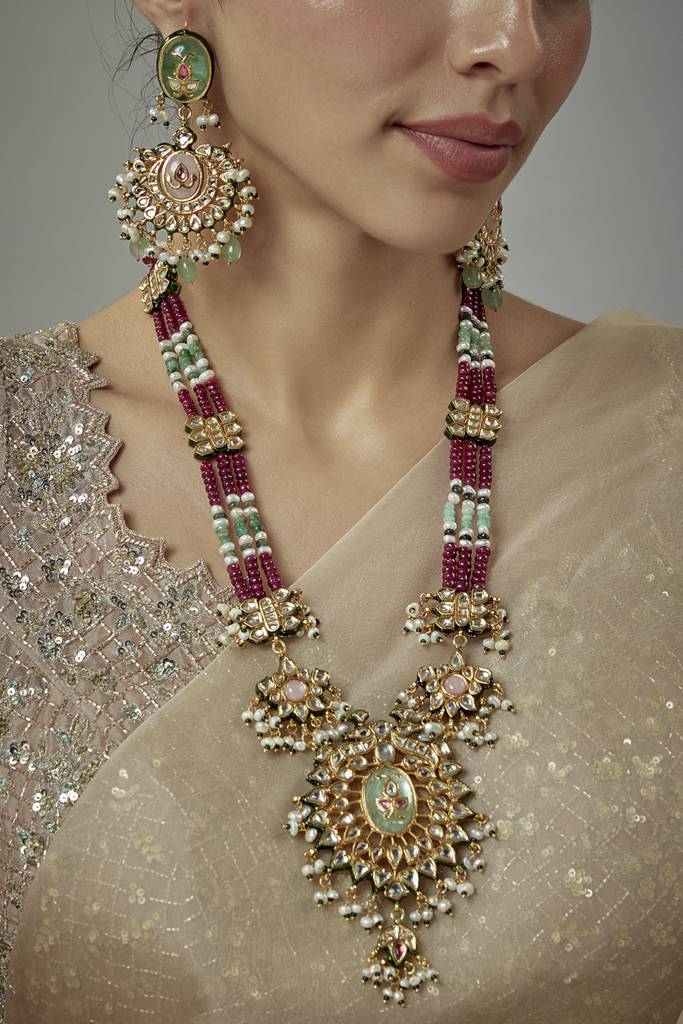 Vivinia By Vidhi Mehra Saadgi Gold Plated Maroon Beaded Womens Long Necklace Set With Pair Of Earrings -Vn908 : VN908