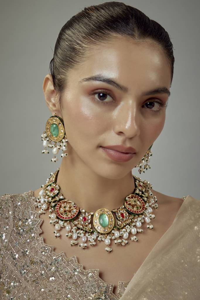 Vivinia By Vidhi Mehra Saadgi Gold Plated Green Kundan, Polki Womens Choker Necklace Set With Pair Of Earrings -Vn911 : VN911