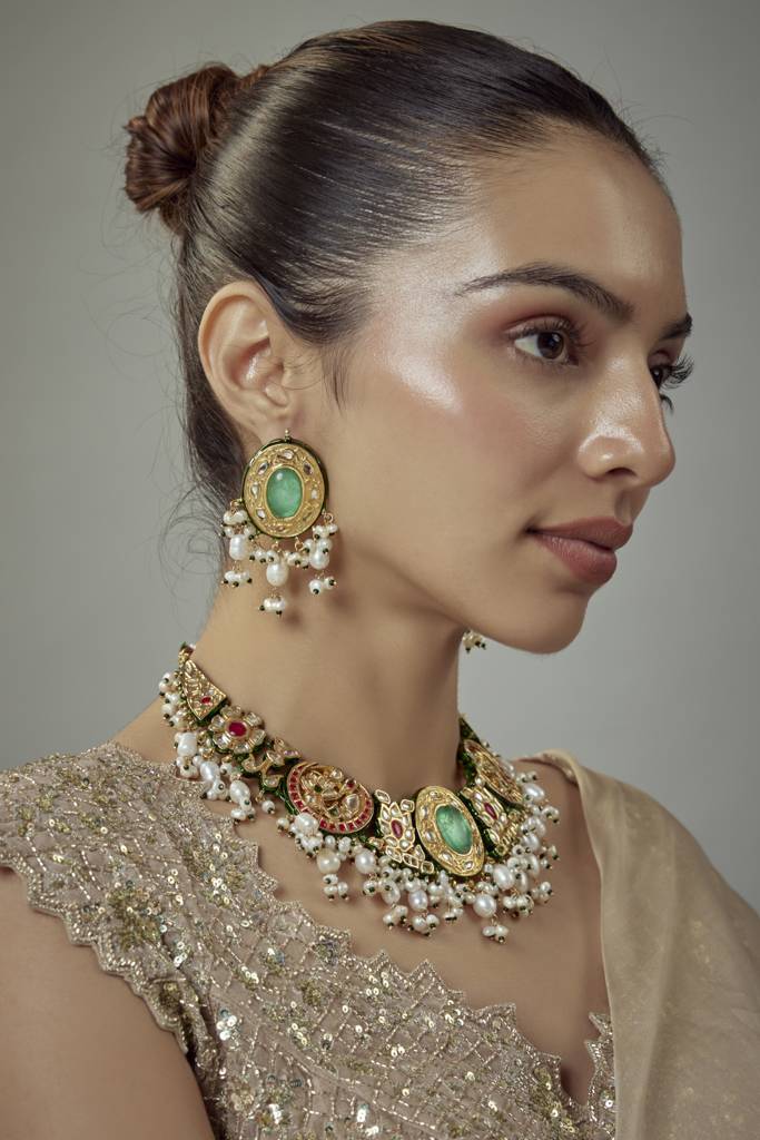 Vivinia By Vidhi Mehra Saadgi Gold Plated Green Kundan, Polki Womens Choker Necklace Set With Pair Of Earrings -Vn911 : VN911