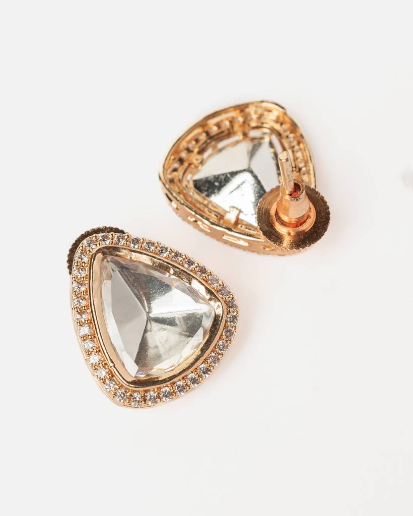 Vivinia By Vidhi Mehra Ismaarh 2.0 Gold/White Choker Necklace Set With Pair Of Earrings : VN952