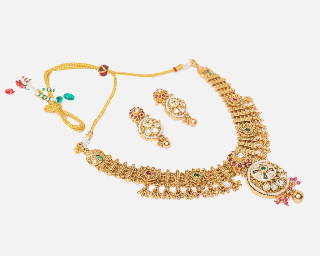 Vivinia By Vidhi Mehra Ismaarh 2.0 Gold/Multi Short Necklace Set With Pair Of Earrings : VN964