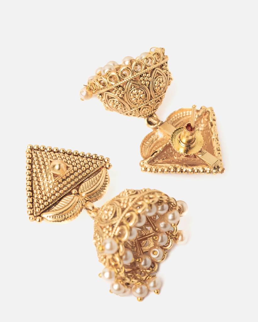Vivinia By Vidhi Mehra Ismaarh 2.0 Gold Plated Short Necklace Set With Pair Of Earrings : VN967