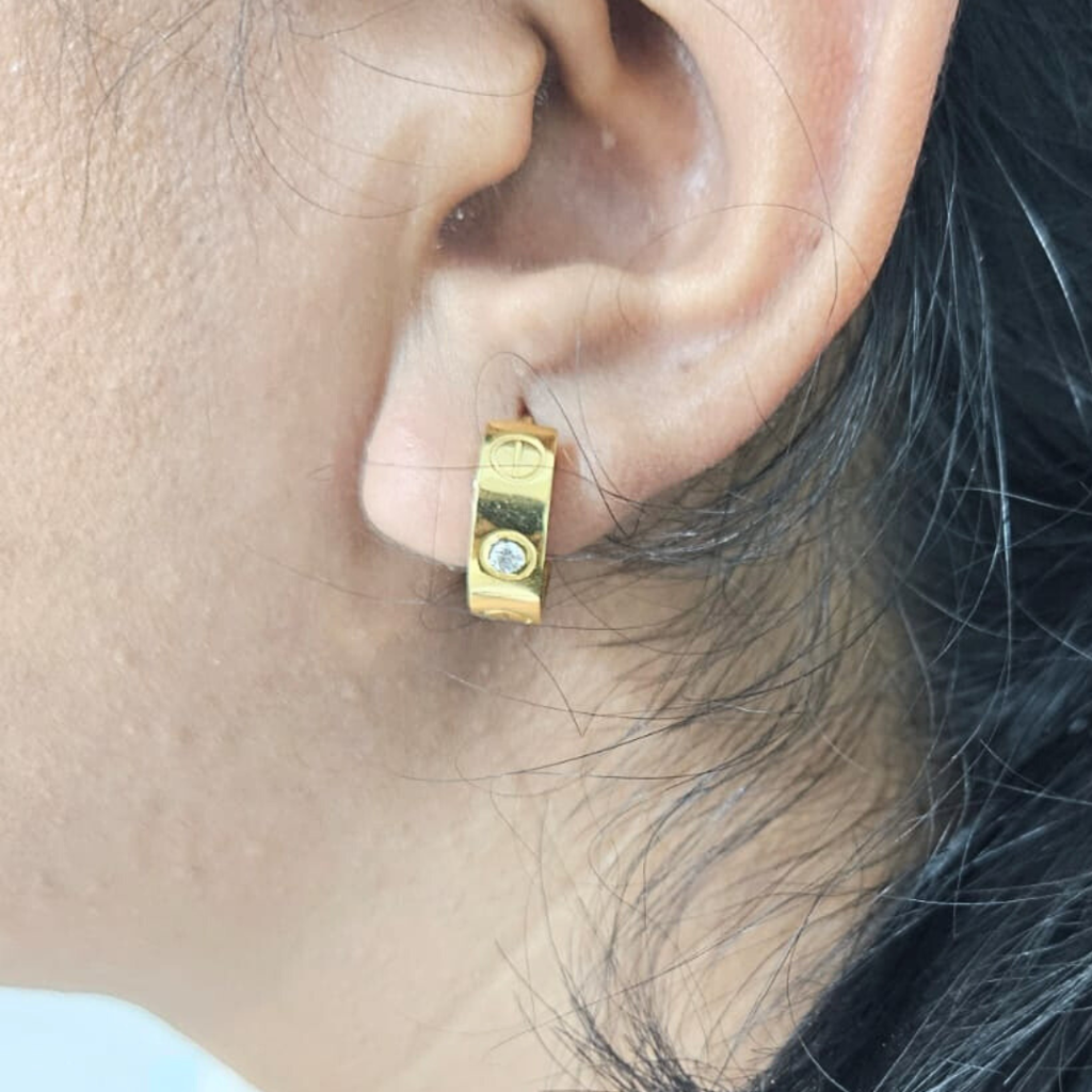 Cartier Hoops (0.12 Ct Cvd Lab Diamond) : VR039