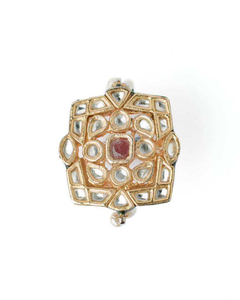 Vivinia By Vidhi Mehra Saadgi Gold Plated Maroon Womens Kundan, Polki Ring-Vr189 : VR189