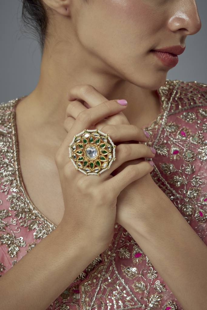 Vivinia By Vidhi Mehra Saadgi Gold Plated Green Kundan, Polki Womens Ring -Vr387 : VR387