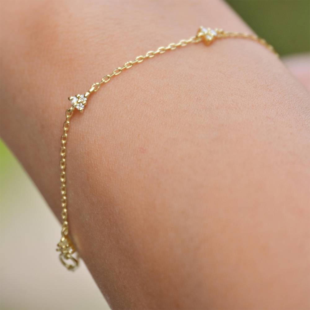 Wisp 0.17 Carat Diamond Bracelet : VYB04