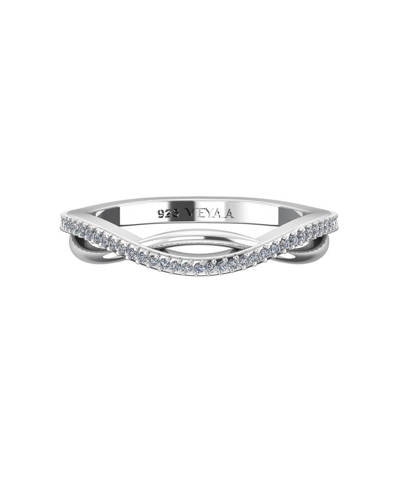 Petite 0.12 Carat Diamond Ring : VYR20