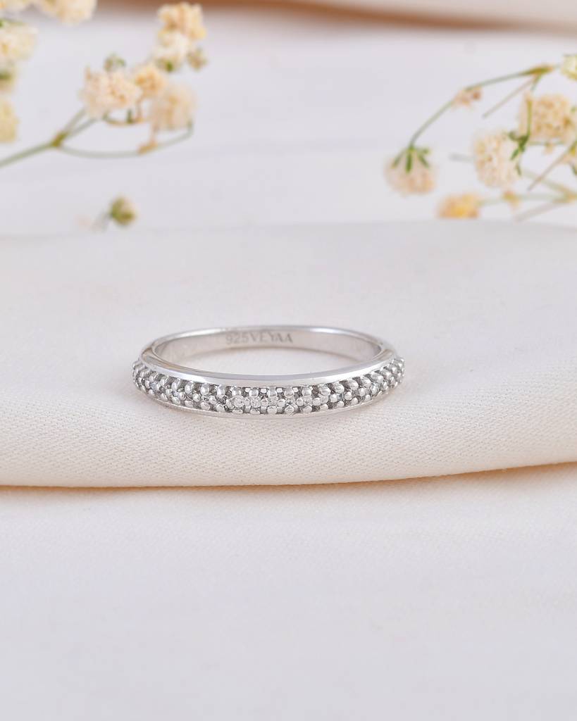 Linear Ring : VYR52