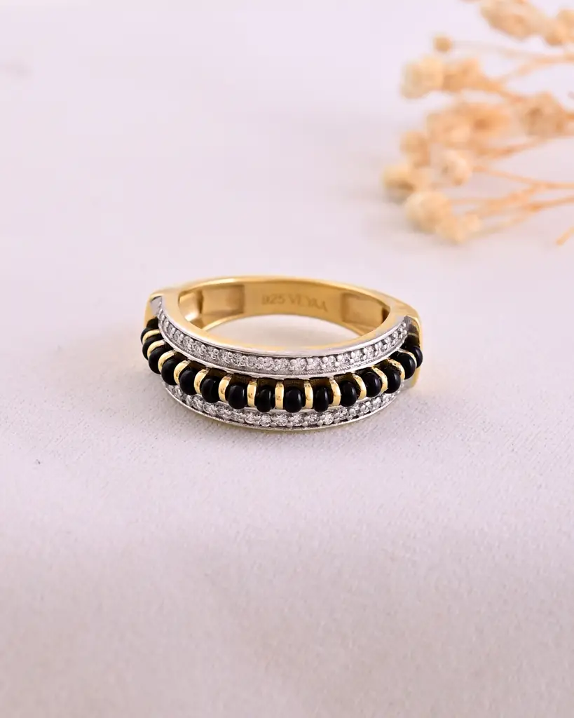 0.23 Carat Bandhan Diamond Ring : VYR87