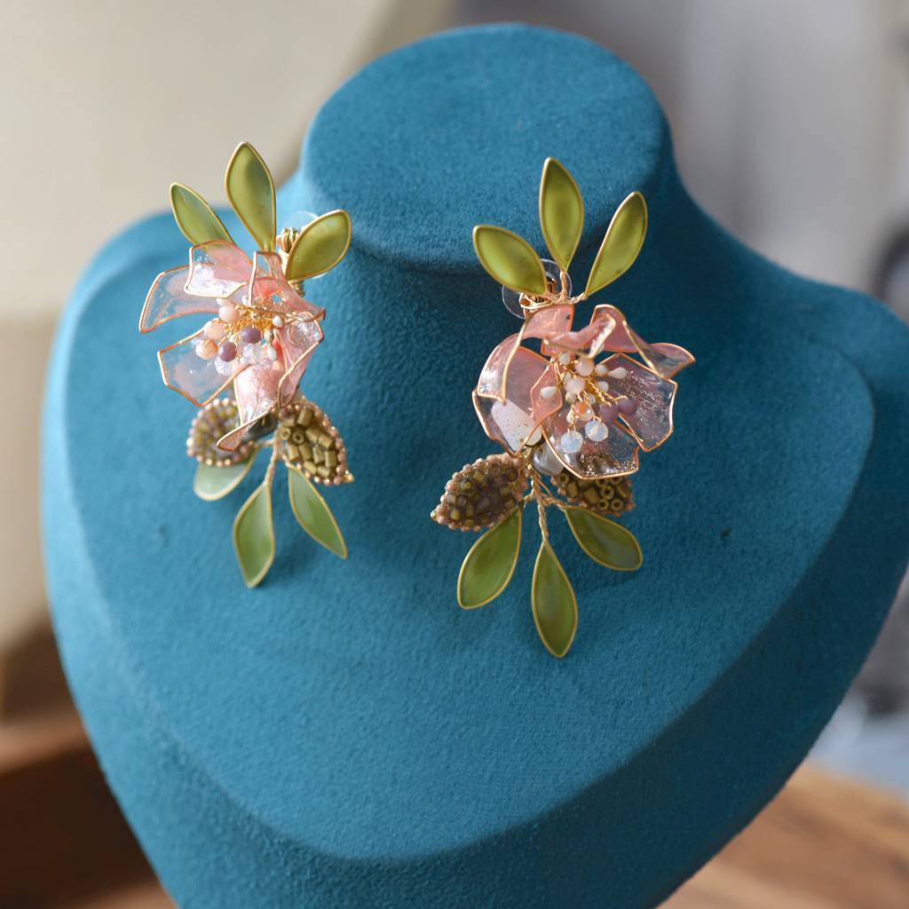 Valentina Earrings : ValentinaEarrings